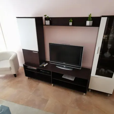 Apartament Santa Ana 2 *
